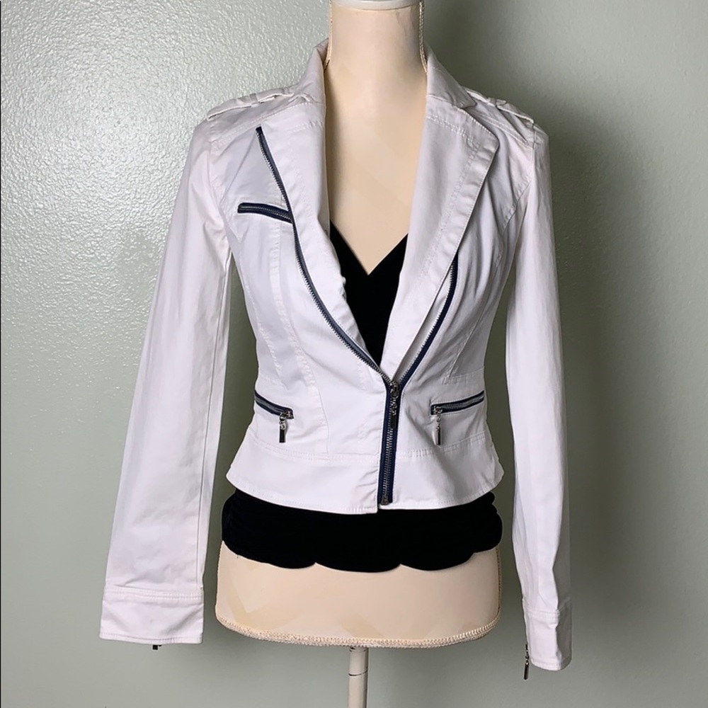 WHITE HOUSE BLACKMARKET BLAZER